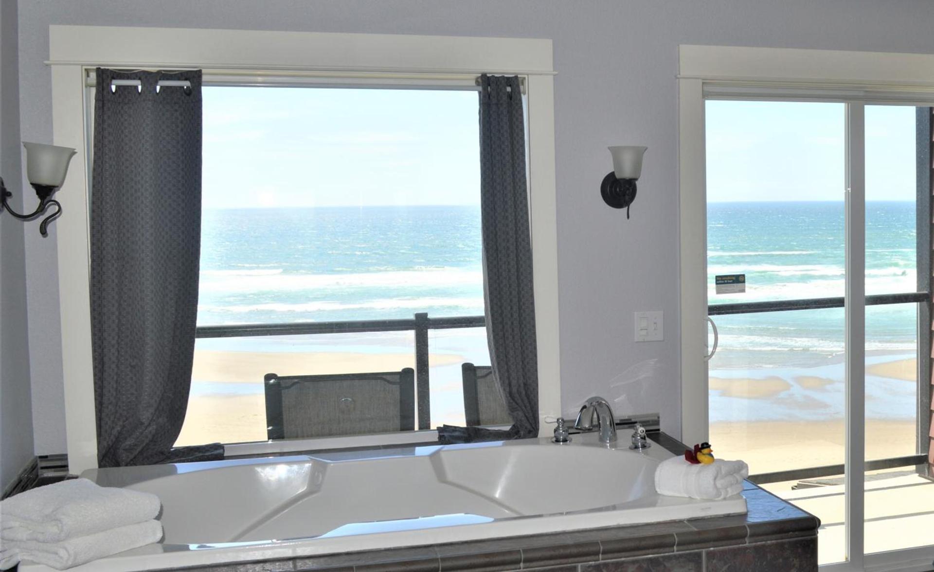 Starfish Manor Oceanfront Hotel photo 8