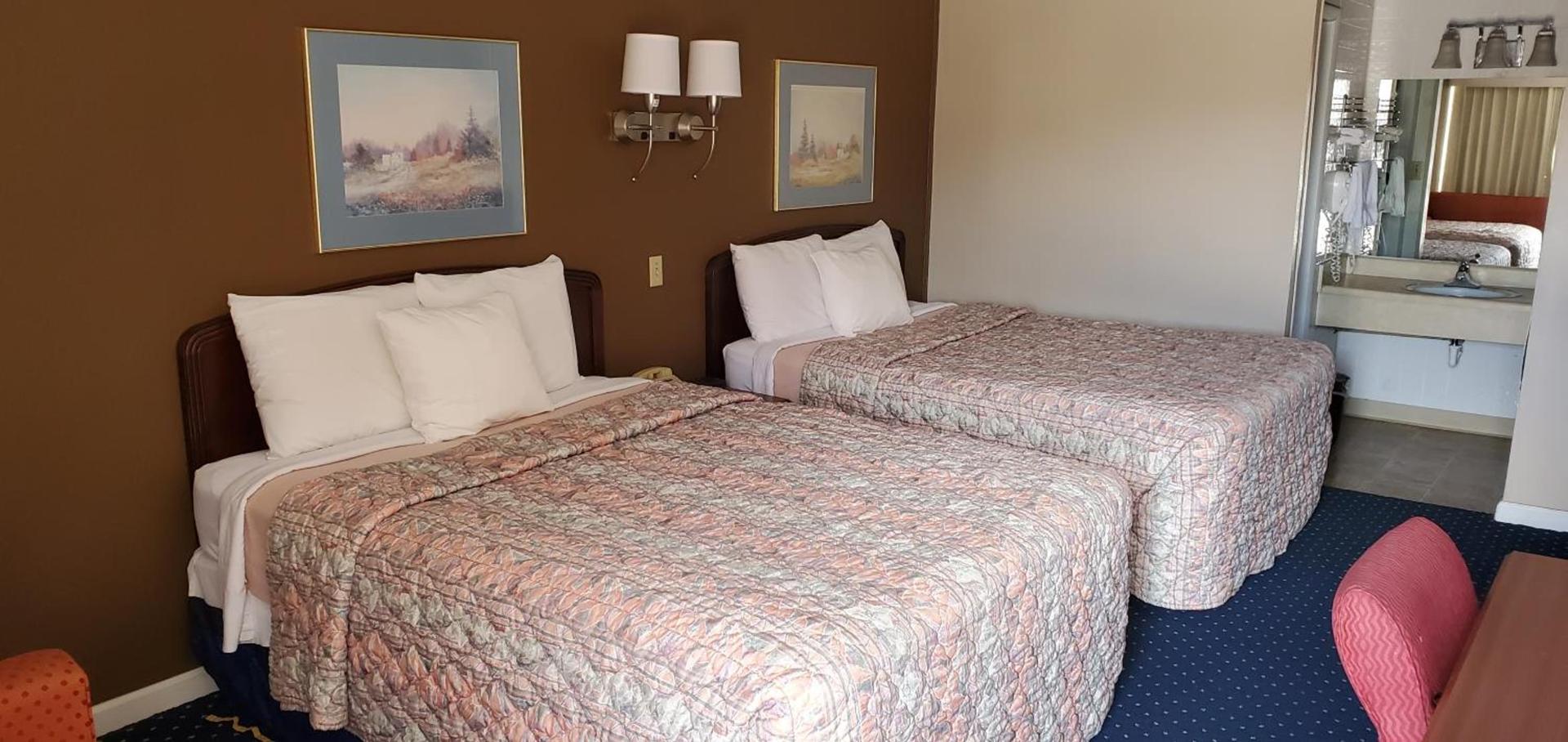 Brooks Motel photo 8
