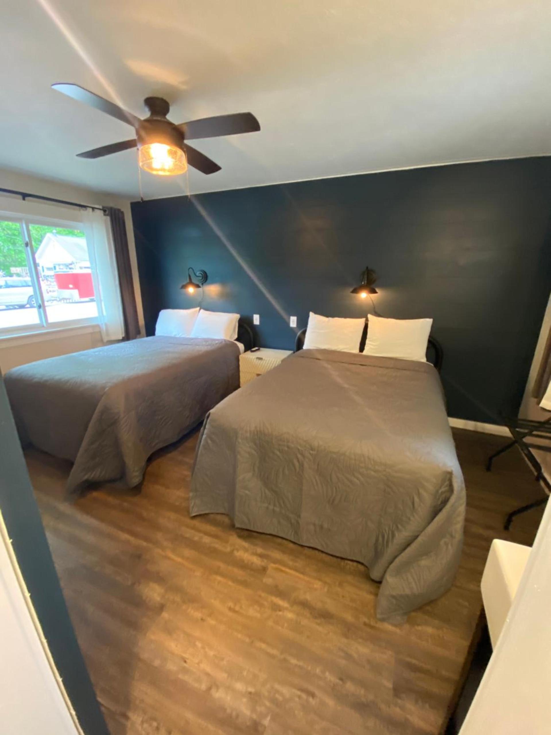 Cedar Court Inn photo 11