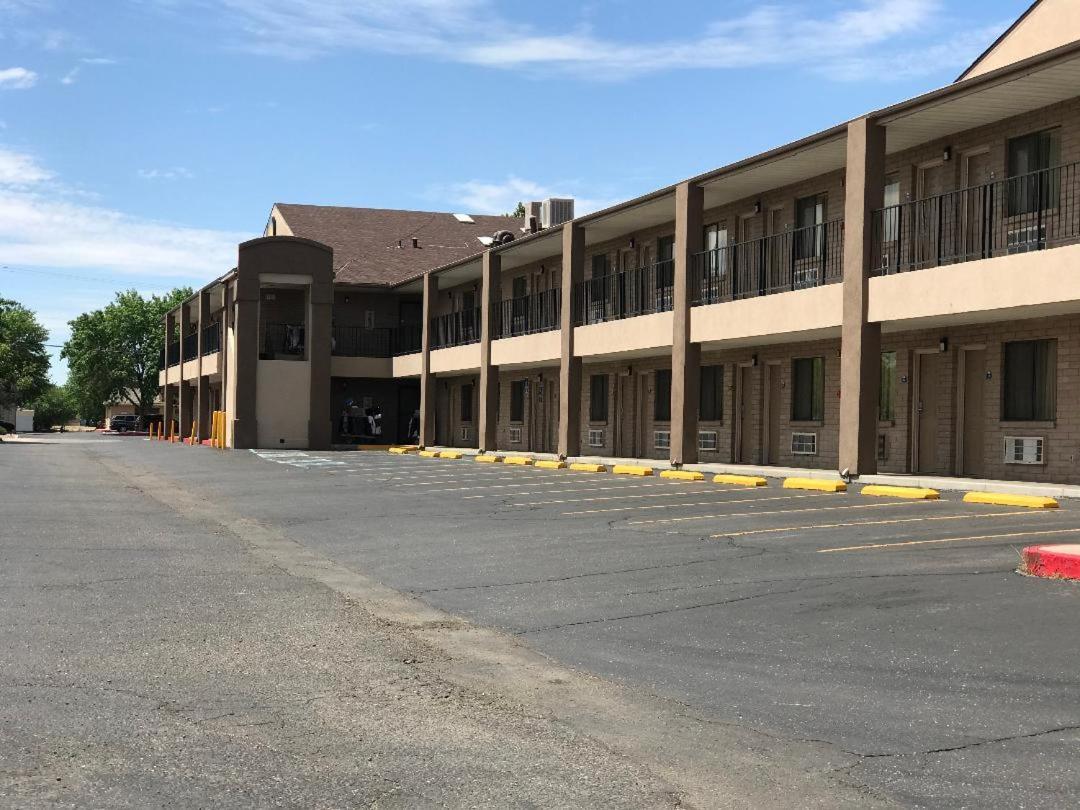 Days Inn & Suites by Wyndham Albuquerque West photo 22
