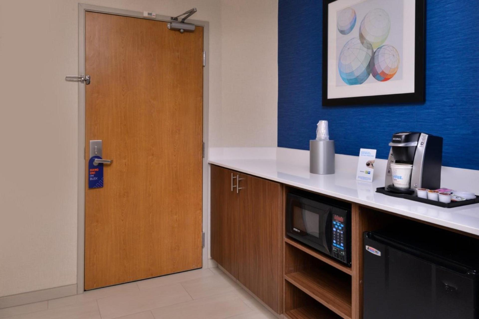 Holiday Inn Express Walnut Creek by IHG photo 51