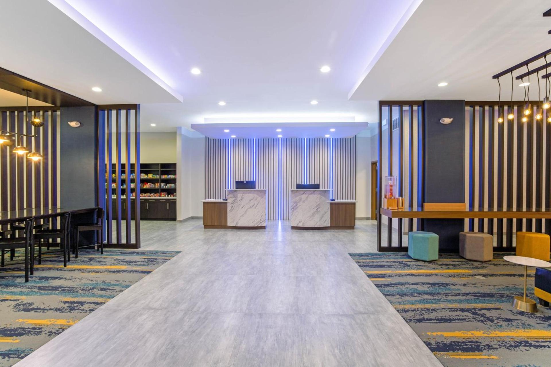 La Quinta Inn & Suites by Wyndham Miramar Beach-Destin photo 54