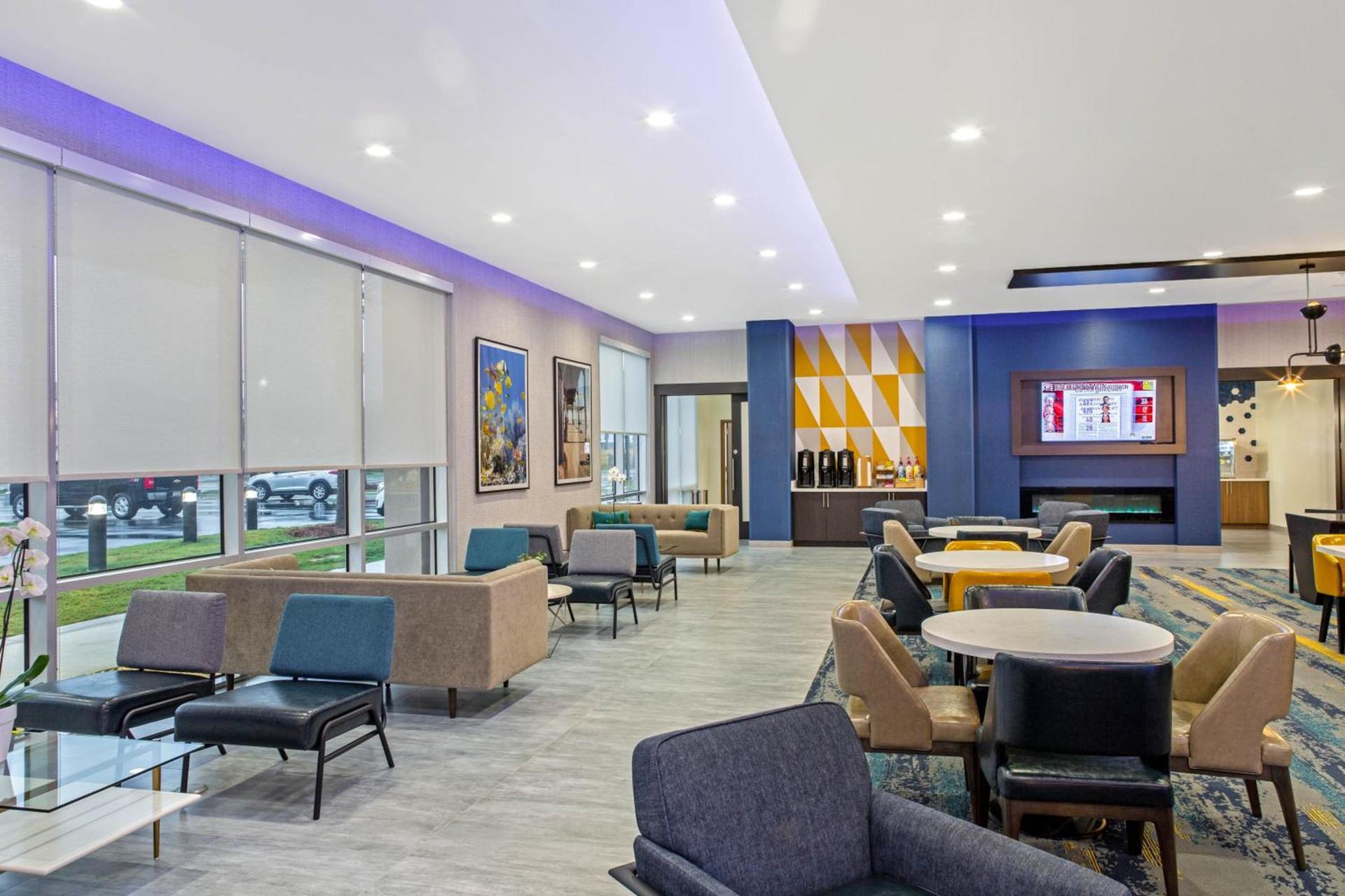 La Quinta Inn & Suites by Wyndham Miramar Beach-Destin photo 55