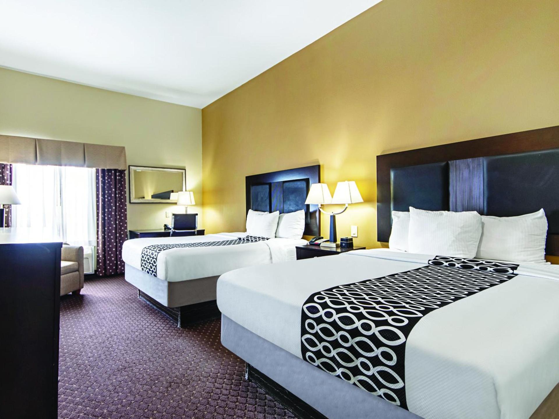 La Quinta by Wyndham Houston New Caney photo 19