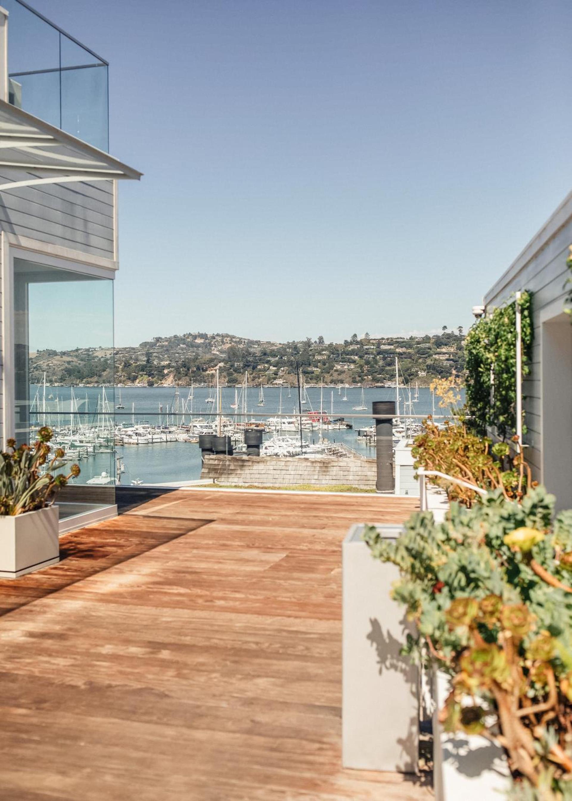 Casa Madrona Hotel and Spa photo 3