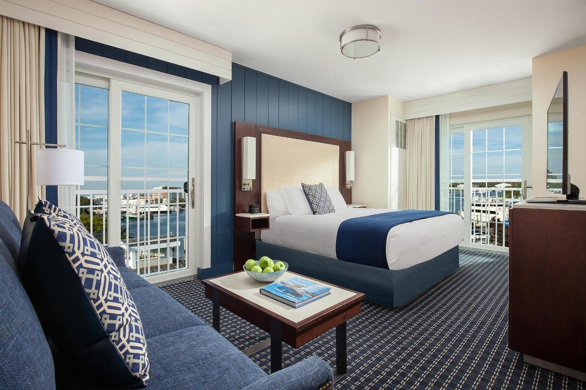 Hyannis Harbor Hotel photo 36