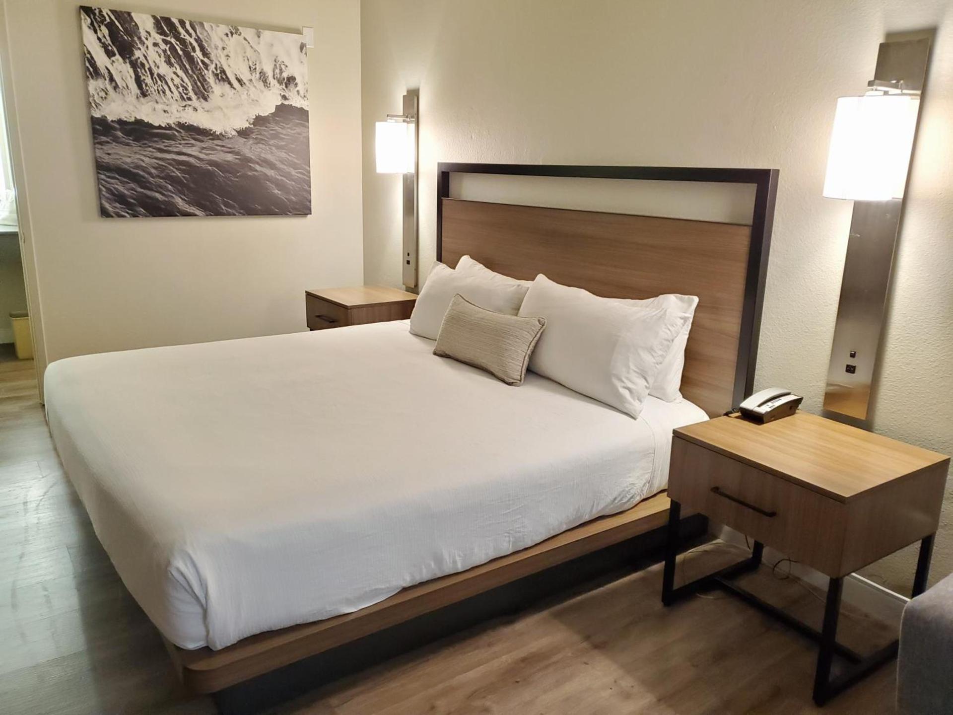 Wyndham Garden San Diego near SeaWorld photo 56