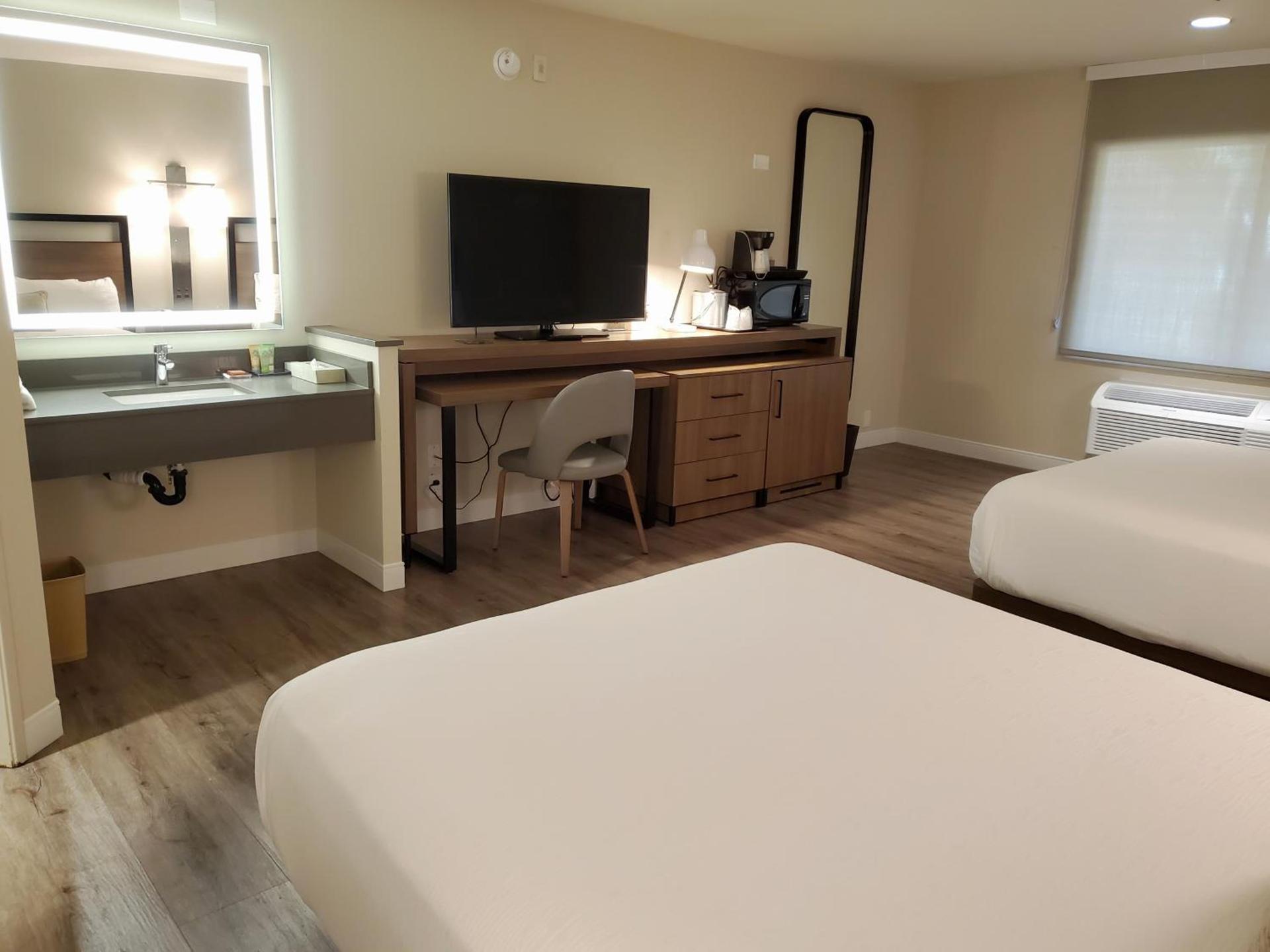 Wyndham Garden San Diego near SeaWorld photo 60