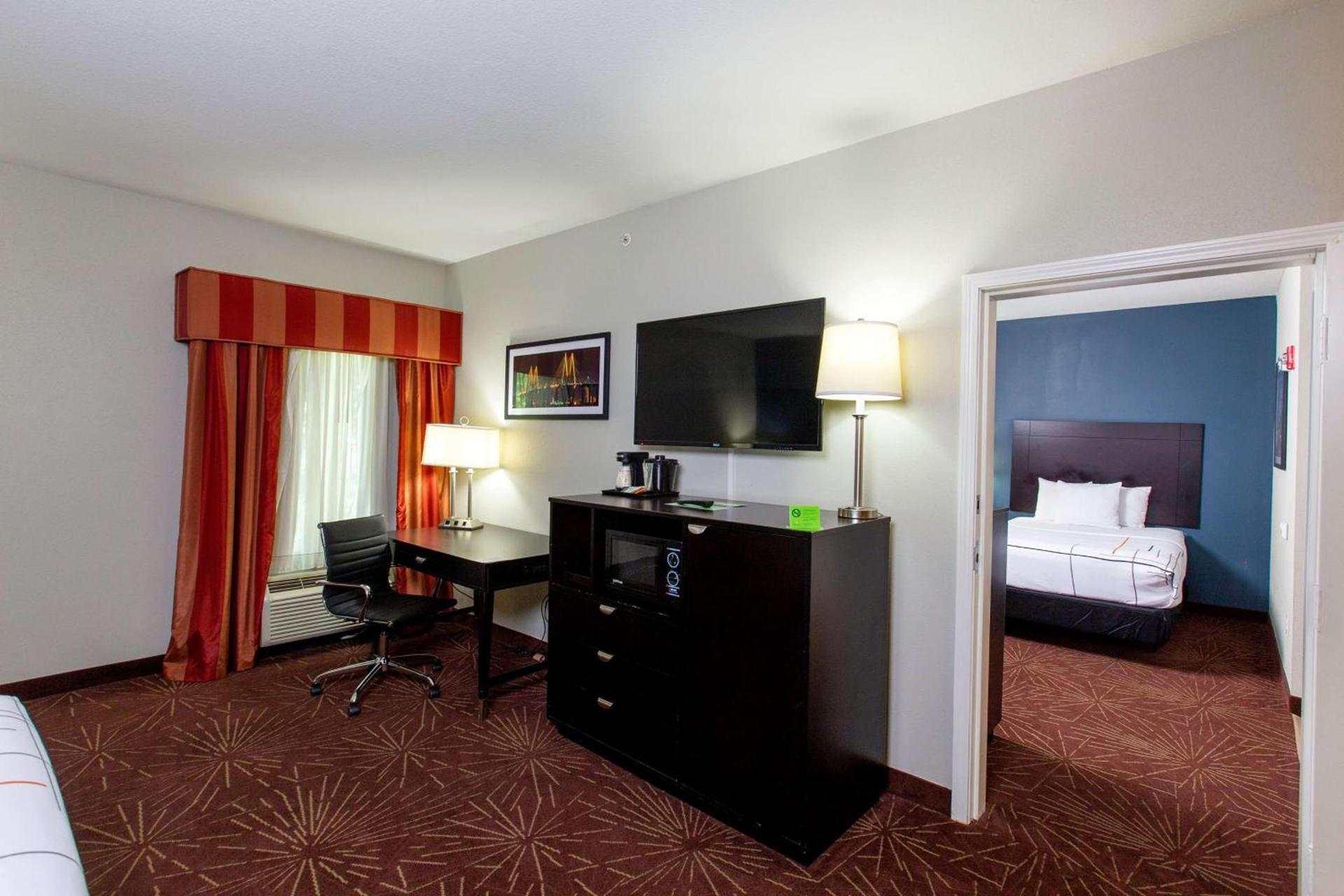 La Quinta by Wyndham Houston East at Normandy photo 56