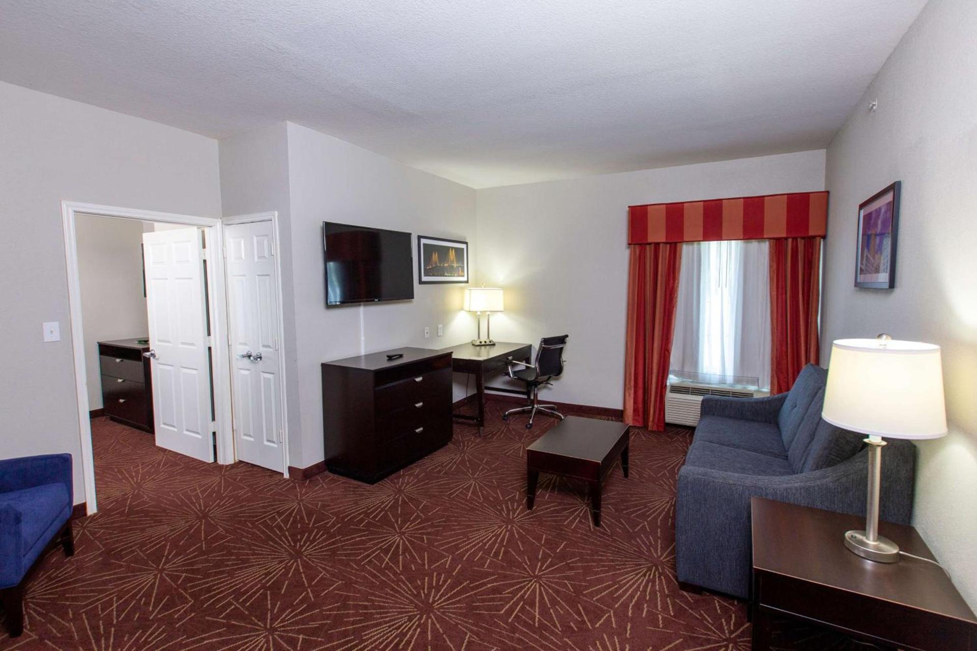 La Quinta by Wyndham Houston East at Normandy photo 70