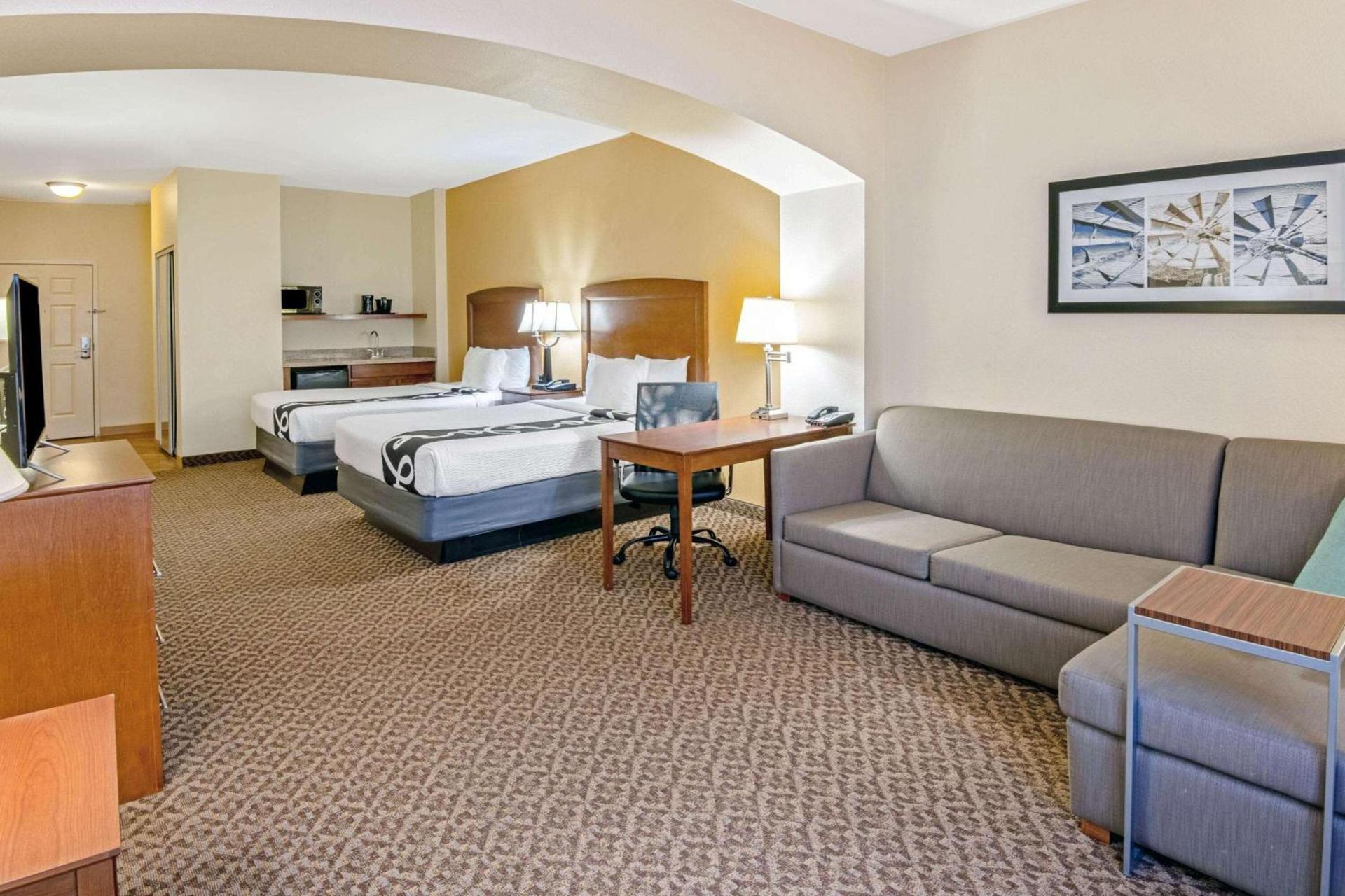 La Quinta by Wyndham Lawton / Fort Sill photo 21