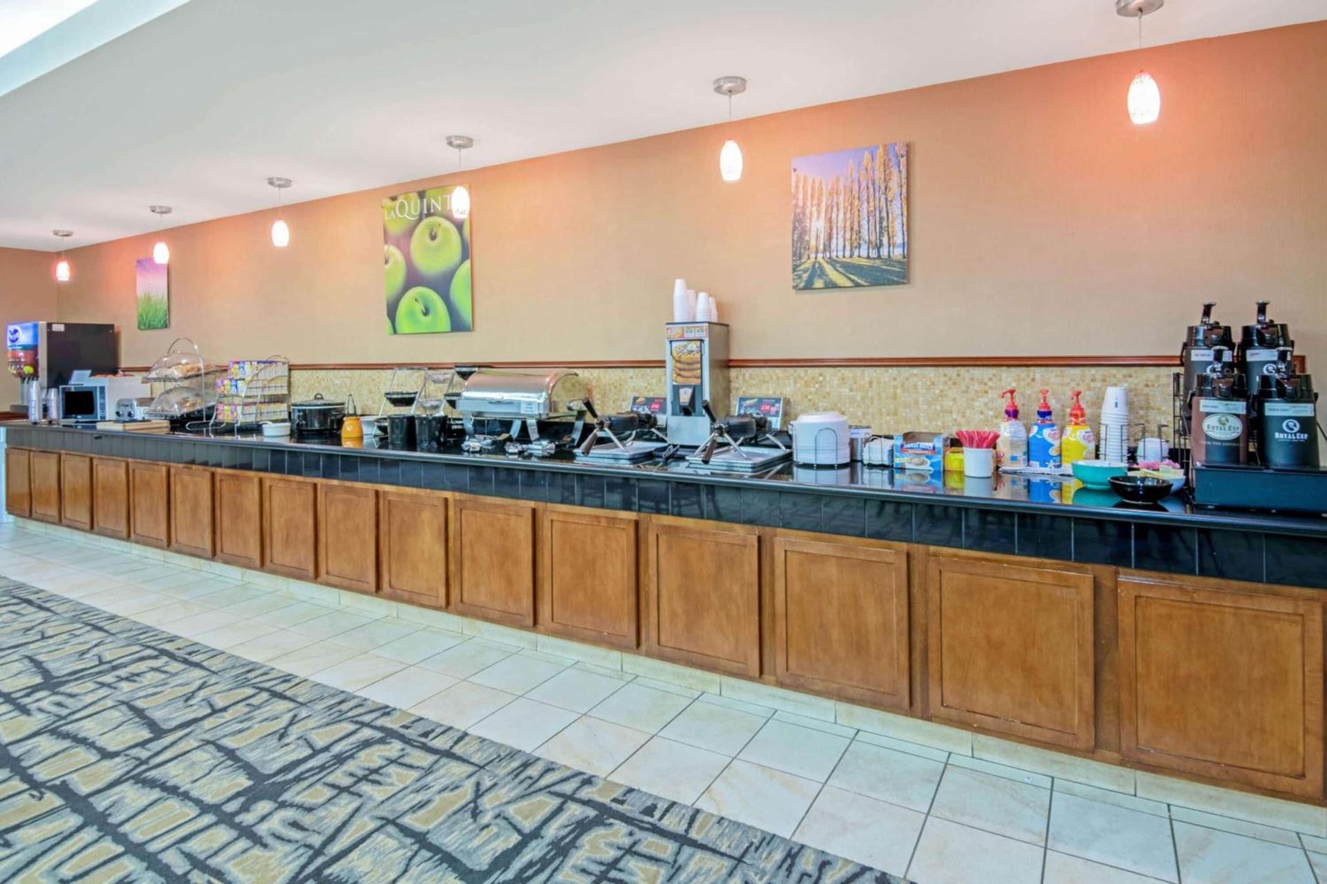 La Quinta by Wyndham Lawton / Fort Sill photo 18