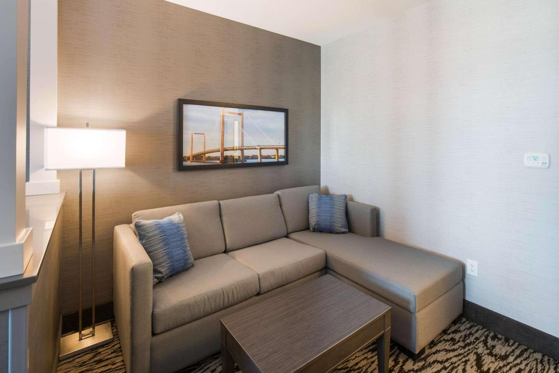 Comfort Suites Kennewick at Southridge photo 68