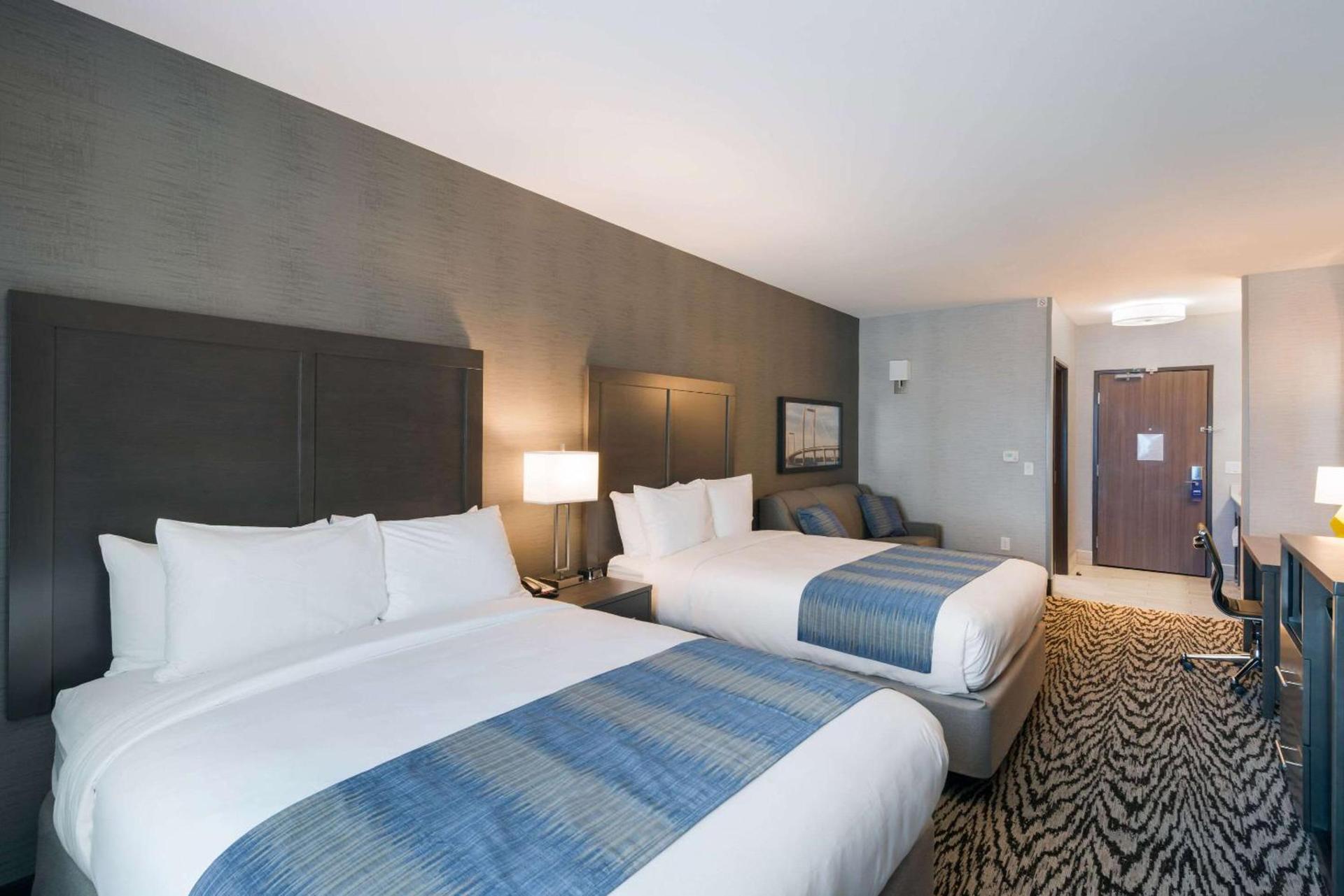 Comfort Suites Kennewick at Southridge photo 43