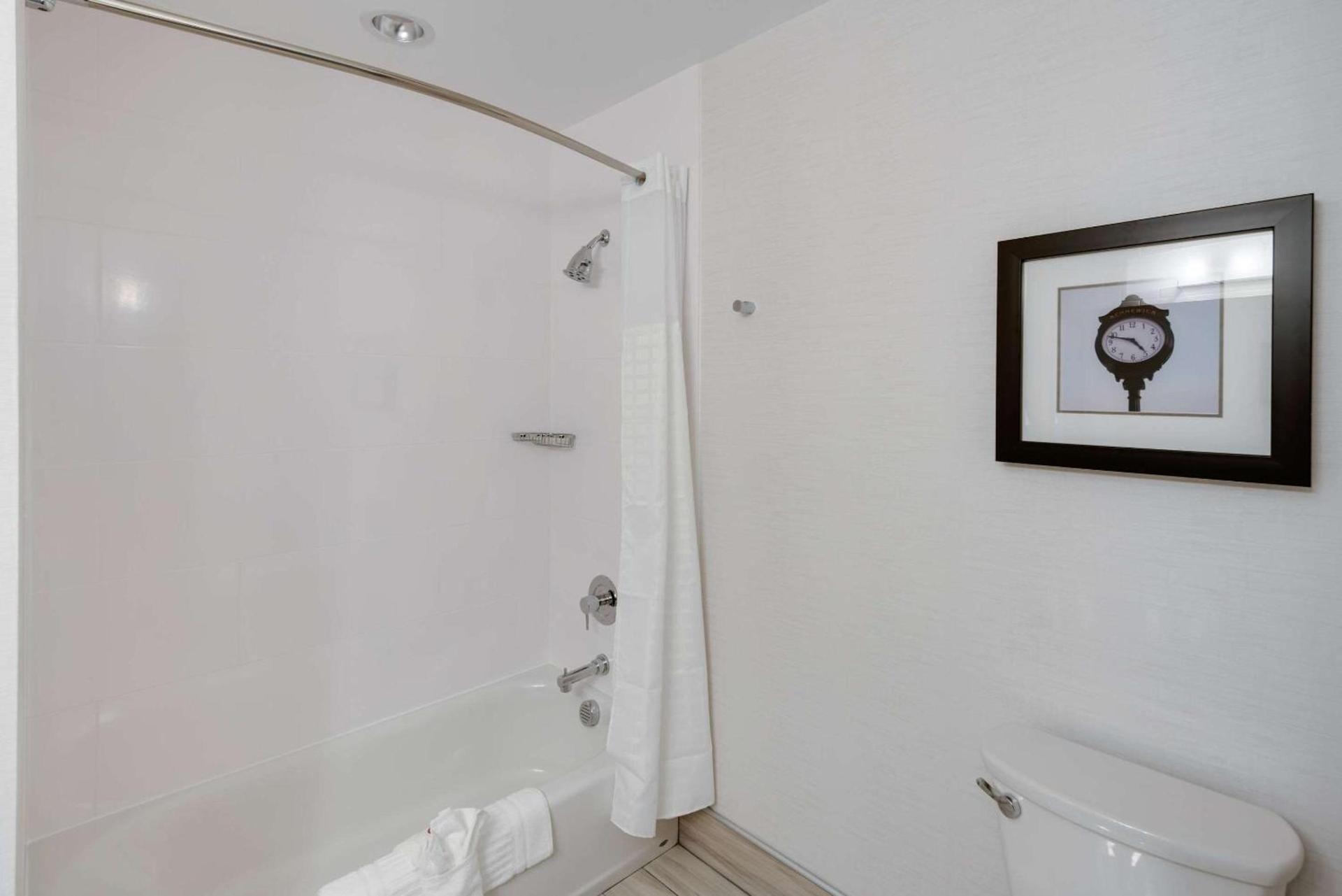 Comfort Suites Kennewick at Southridge photo 39