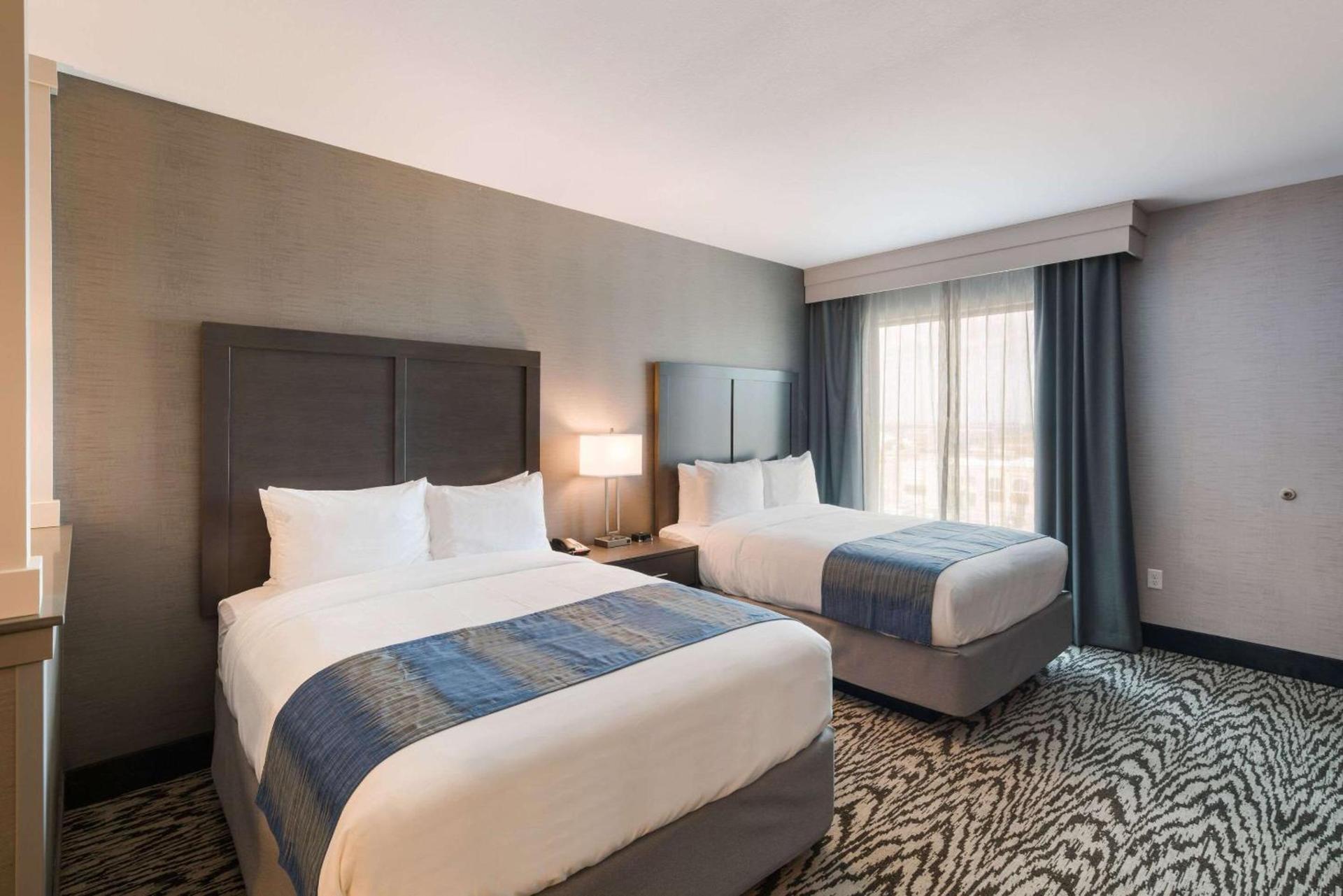 Comfort Suites Kennewick at Southridge photo 28