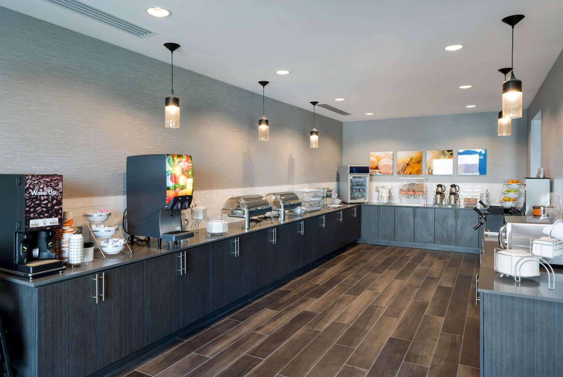 Comfort Suites Kennewick at Southridge photo 16