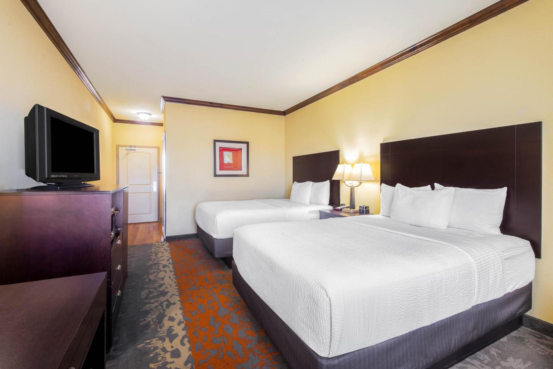 La Quinta by Wyndham Eastland photo 84