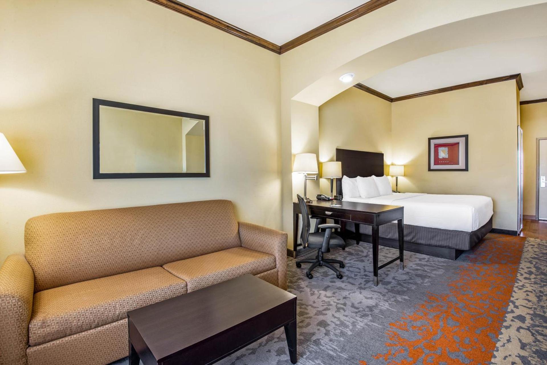 La Quinta by Wyndham Eastland photo 82