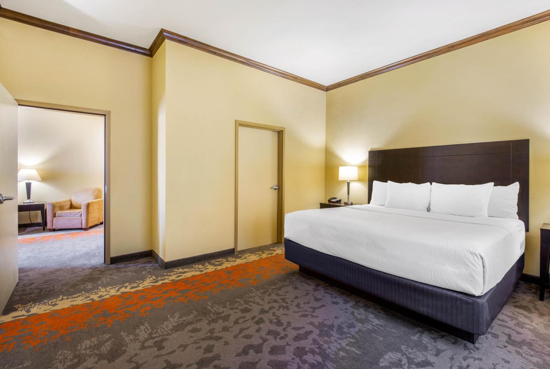 La Quinta by Wyndham Eastland photo 72