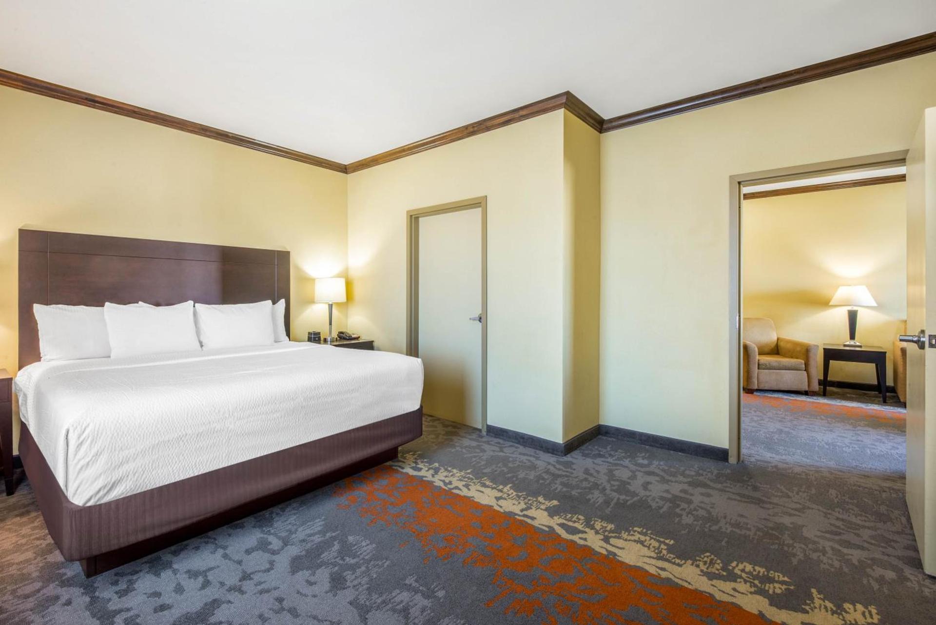 La Quinta by Wyndham Eastland photo 75