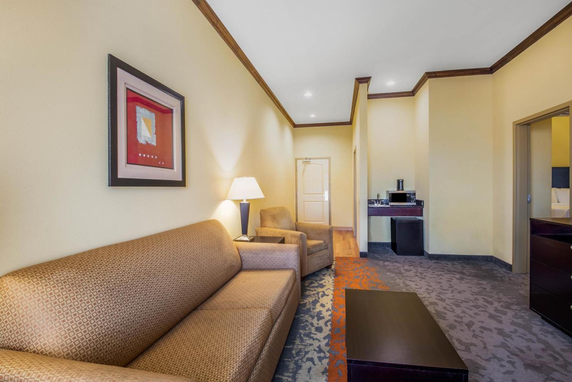La Quinta by Wyndham Eastland photo 73