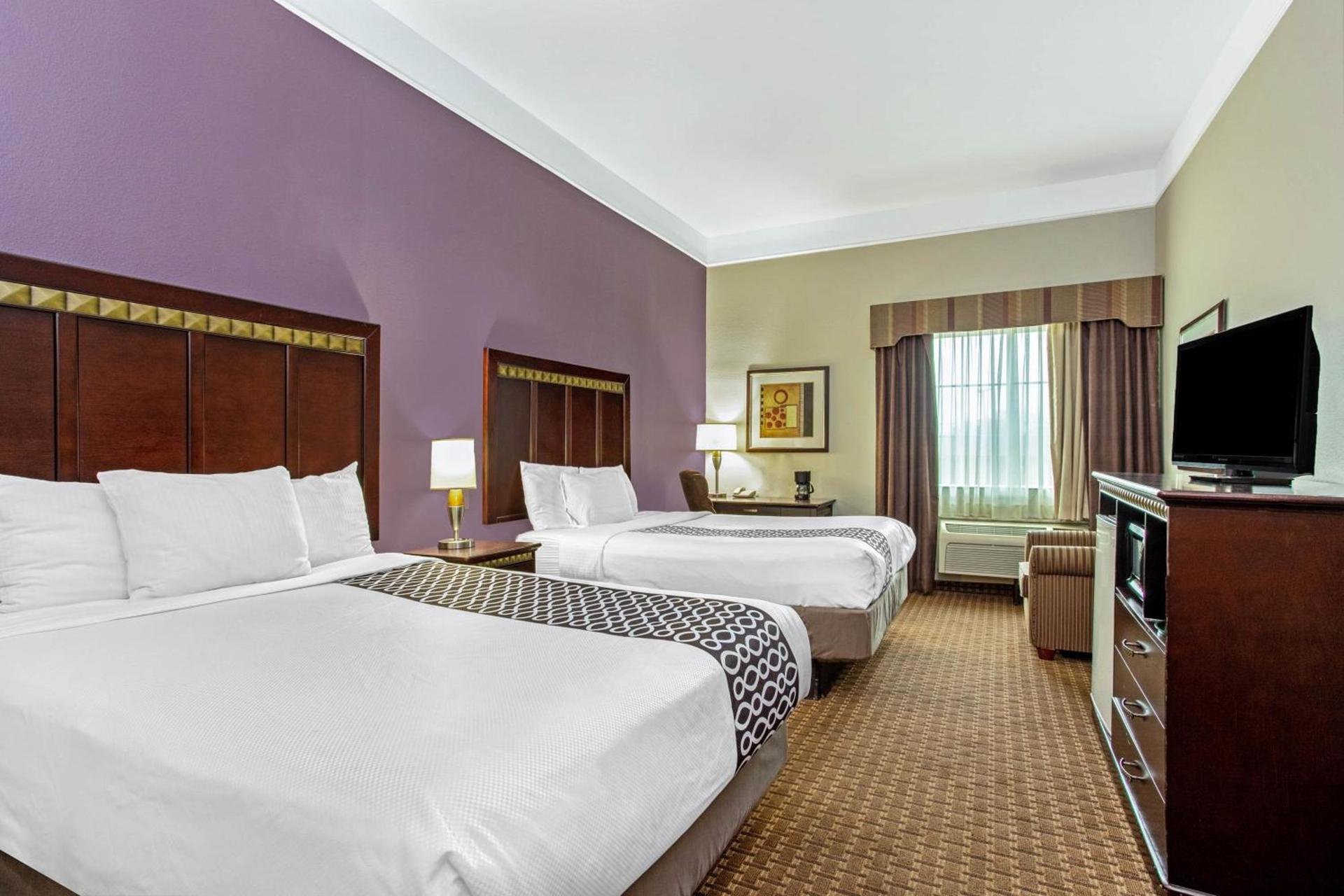 La Quinta by Wyndham Cleburne photo 32
