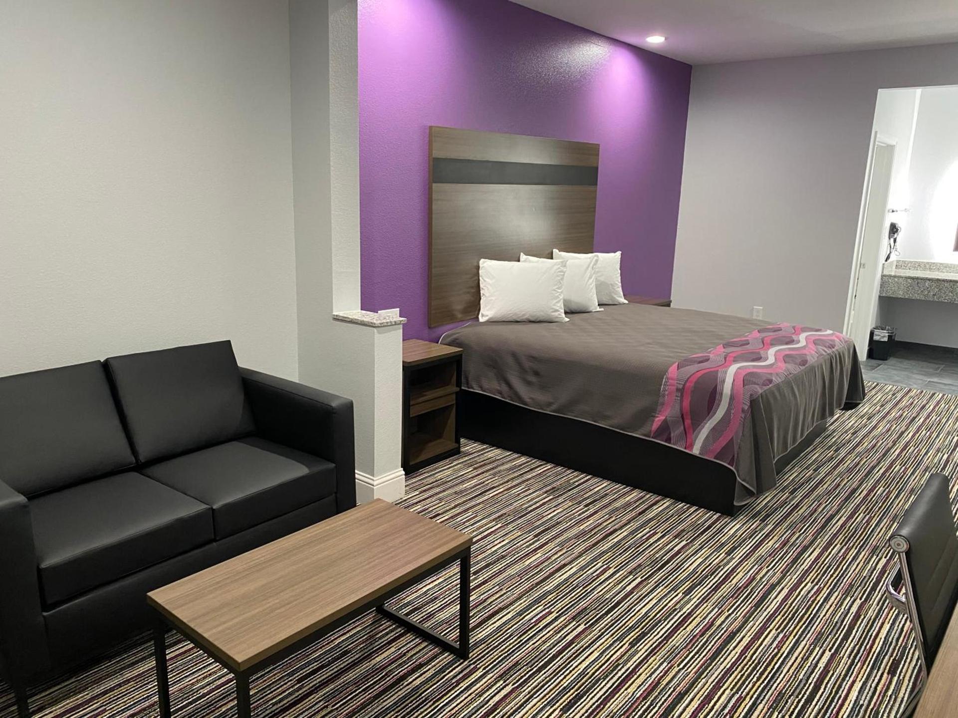 Palace Inn Crosby photo 19