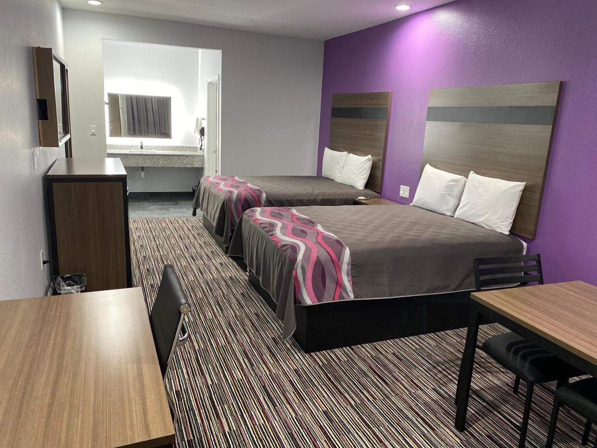 Palace Inn Crosby photo 9