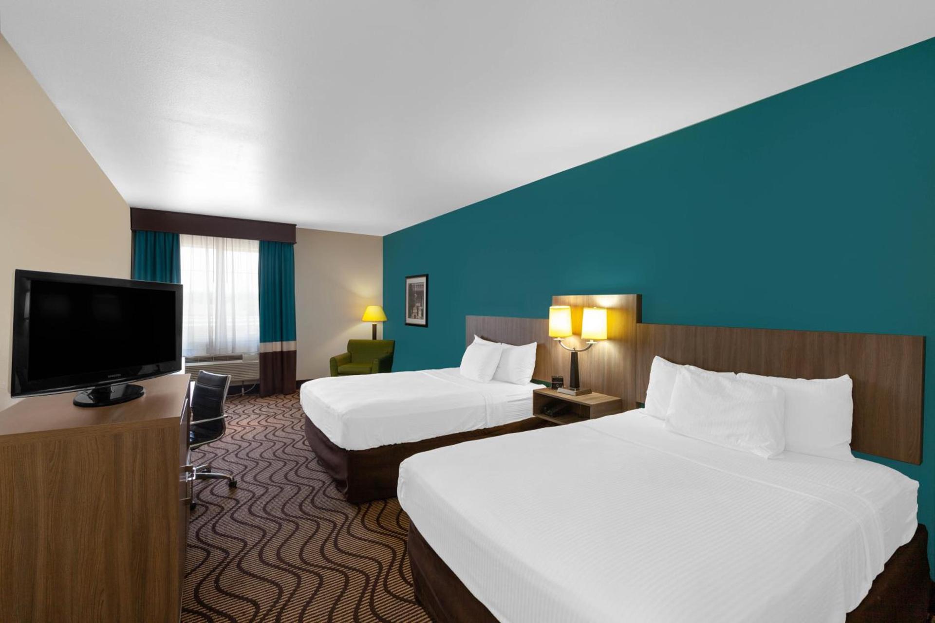 La Quinta by Wyndham Midland North photo 28
