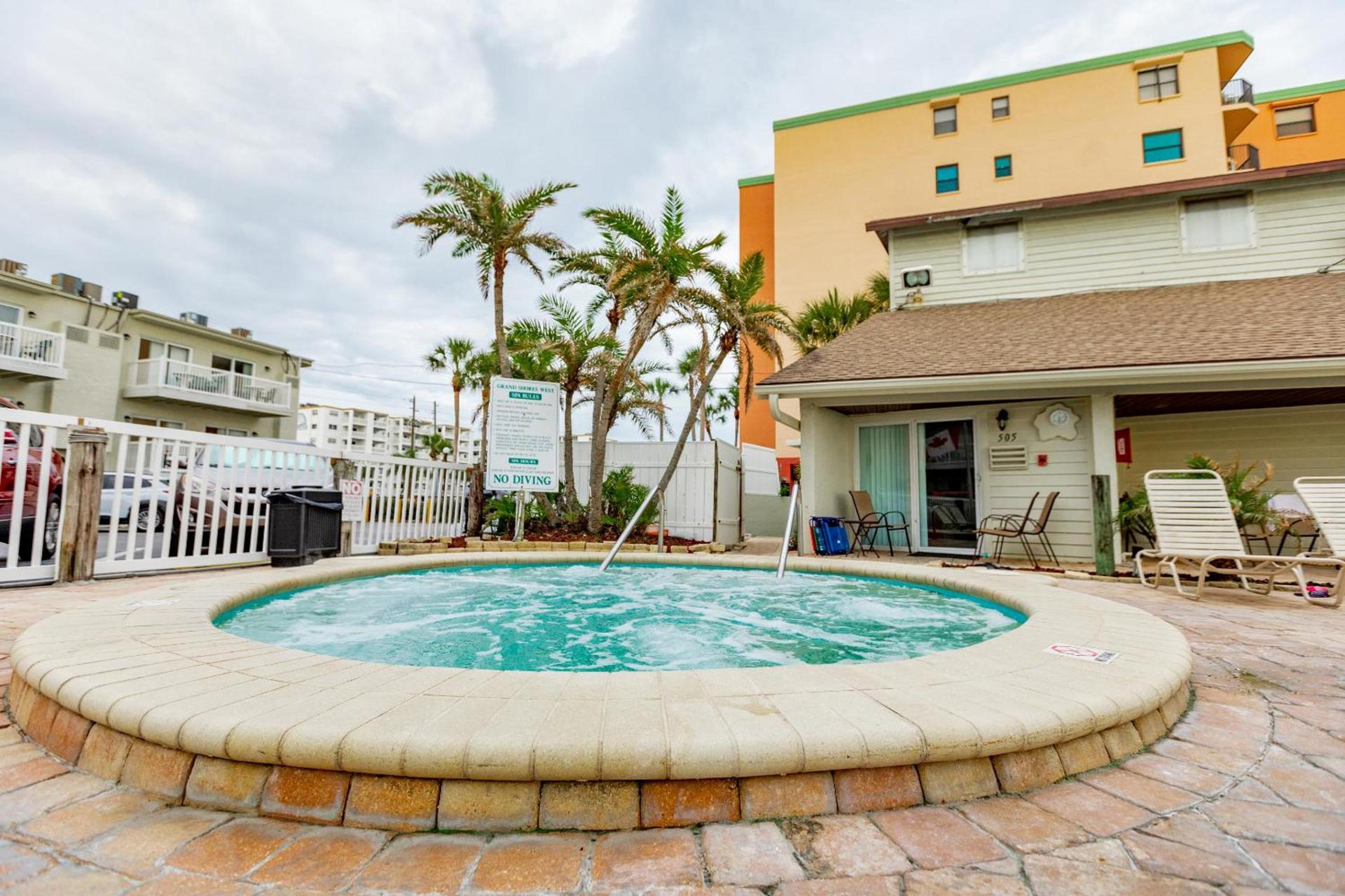 Grand Shores West photo 10