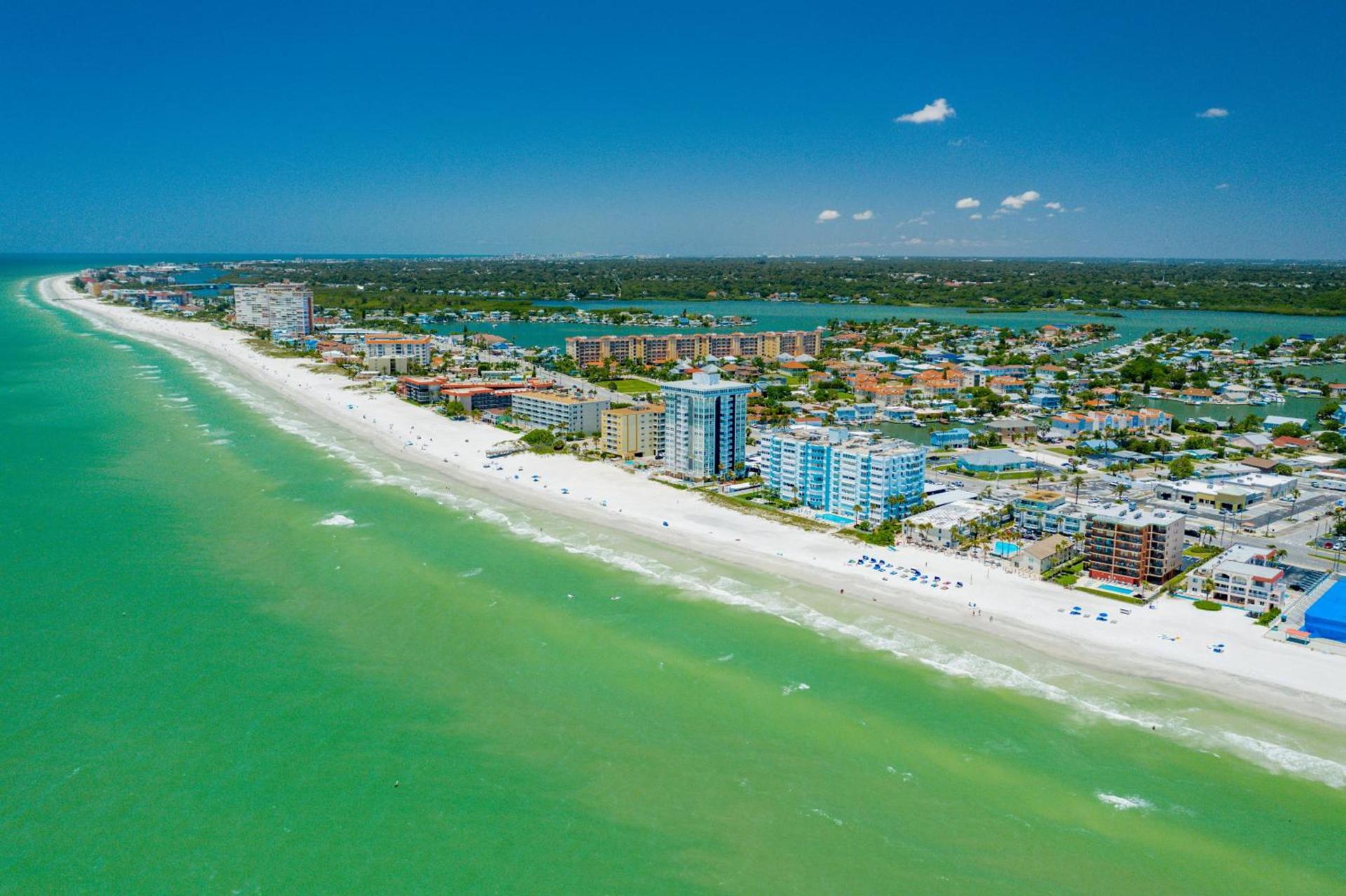 Grand Shores West photo 18