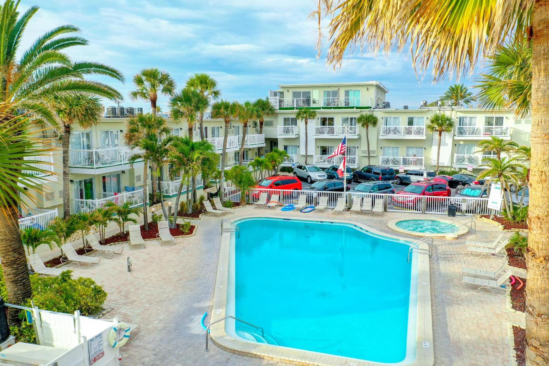 Grand Shores West photo 11
