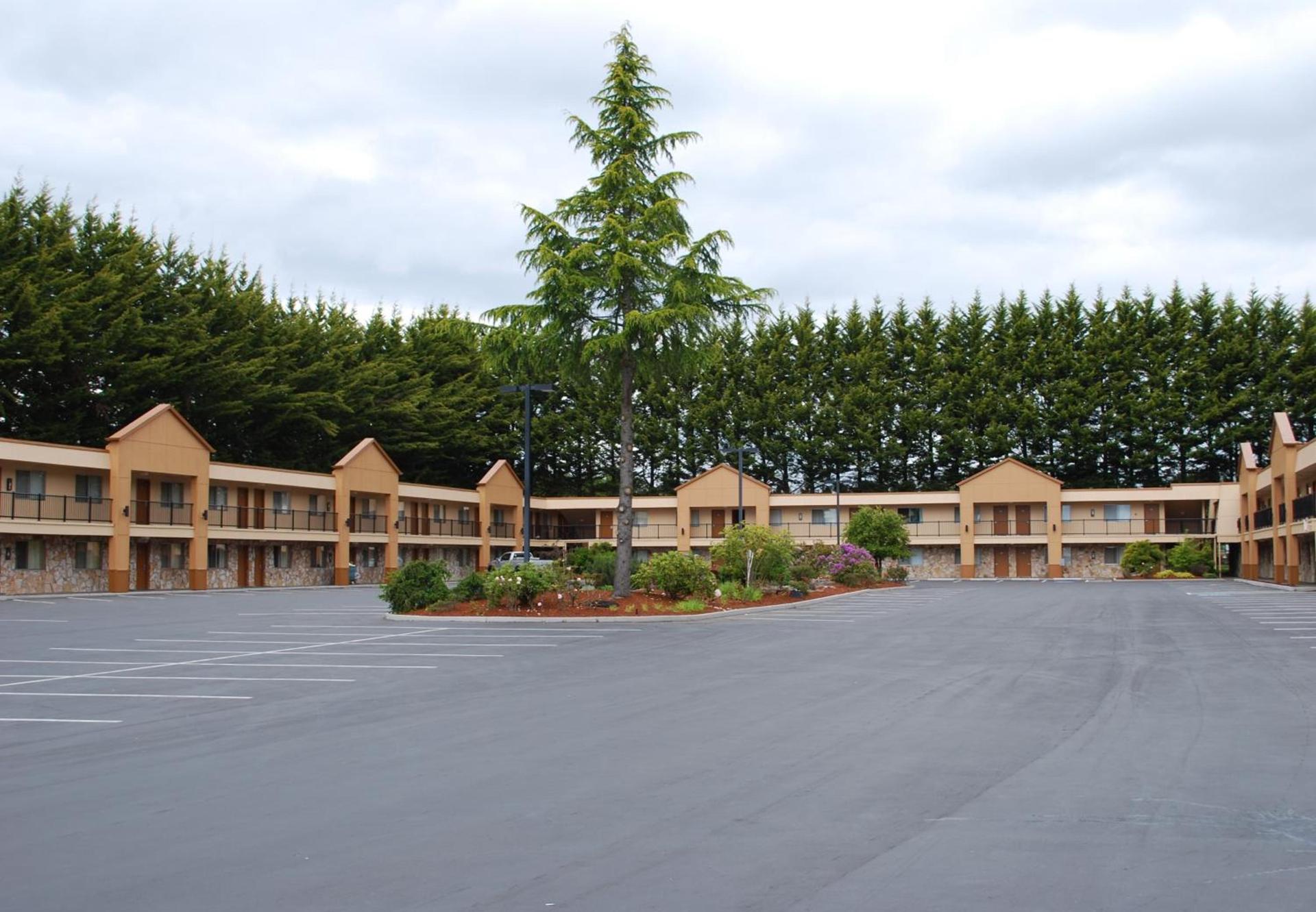 McMinnville Inn — hotel in McMinnville