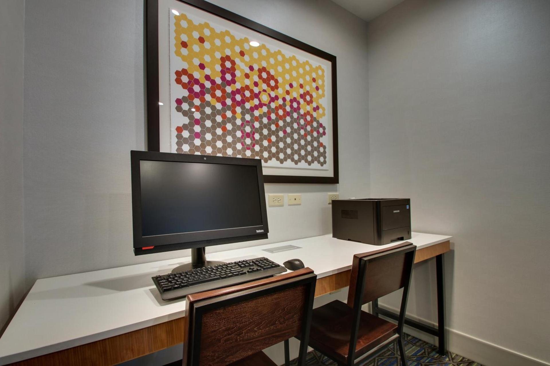 Holiday Inn Express Hotel & Suites Morris by IHG photo 4
