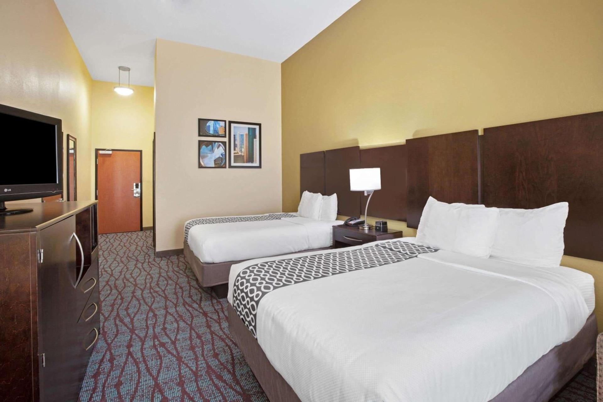 La Quinta Inn & Suites By Wyndham Houston Pasadena North photo 4
