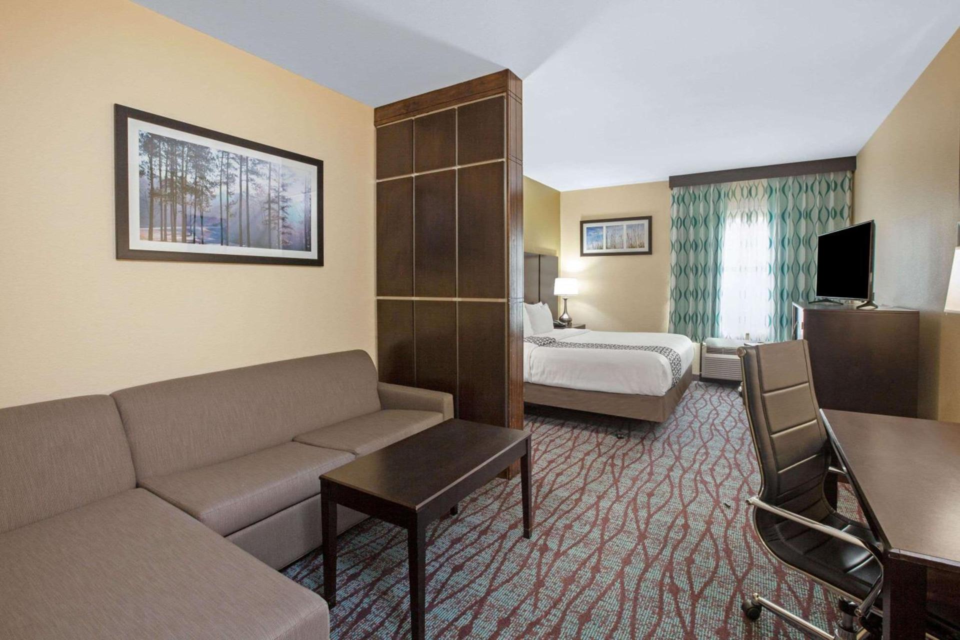 La Quinta Inn & Suites By Wyndham Houston Pasadena North photo 5