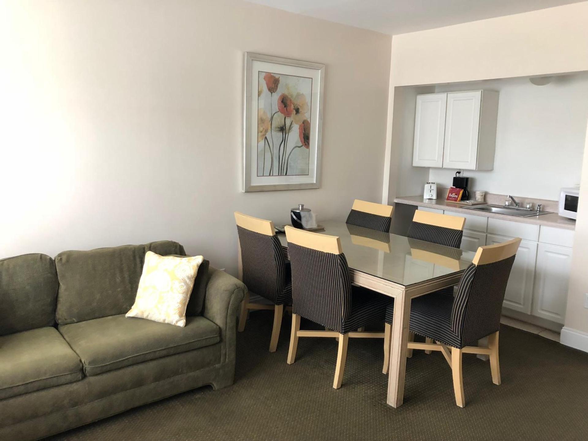 Beach Place Hotel photo 21