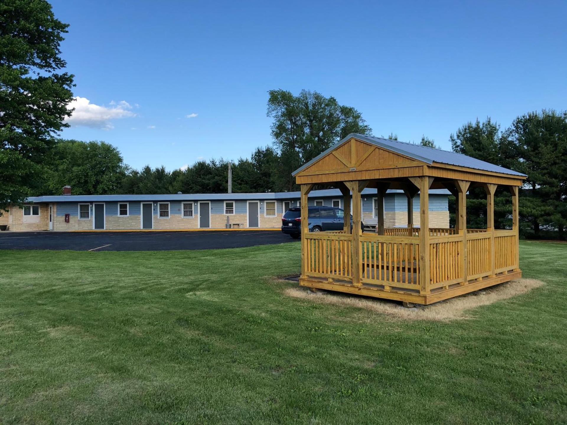 Pine Ridge Motel photo 24
