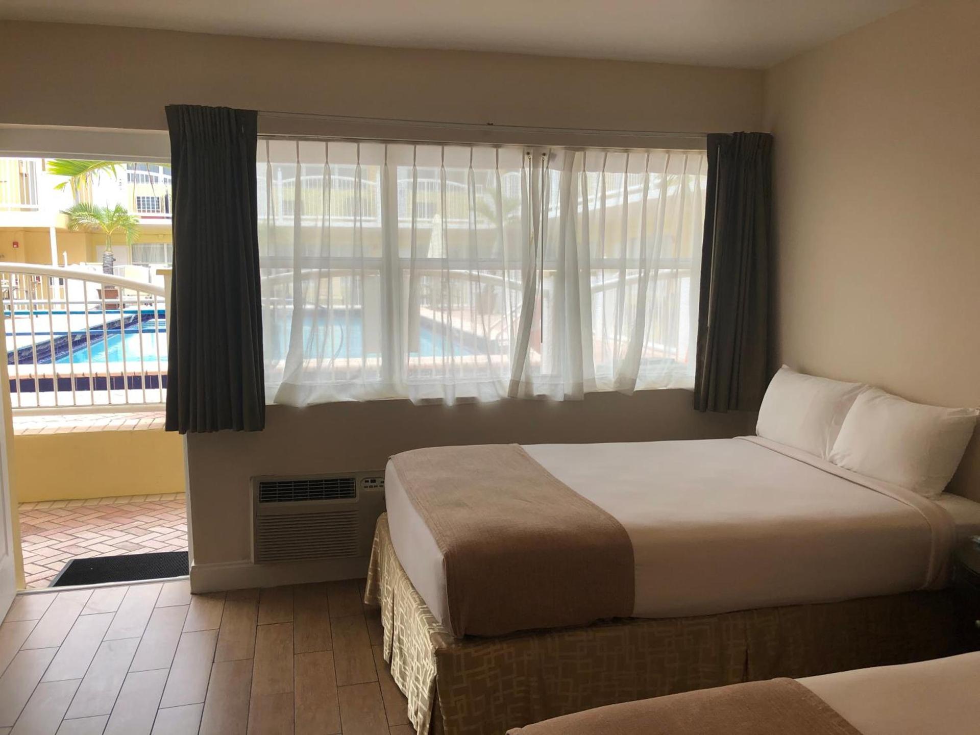 Beach Place Hotel photo 11