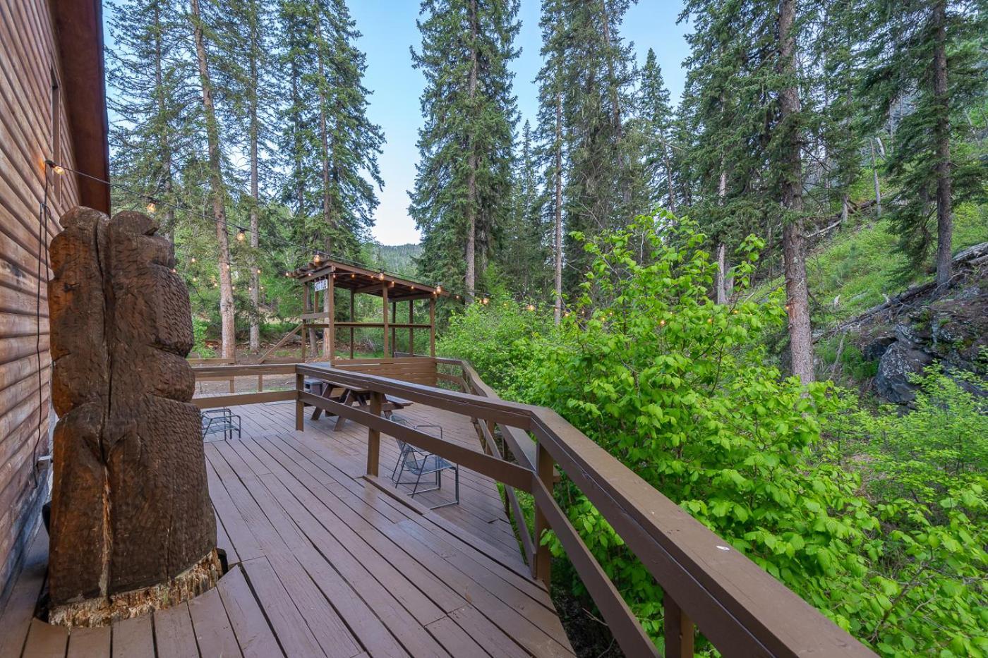 Harney Camp Cabins photo 2