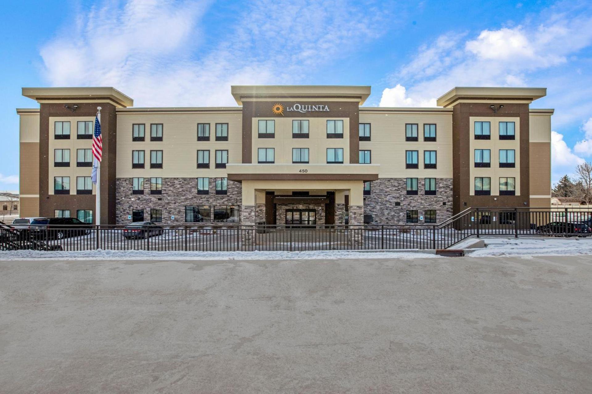 La Quinta by Wyndham Gillette photo 37
