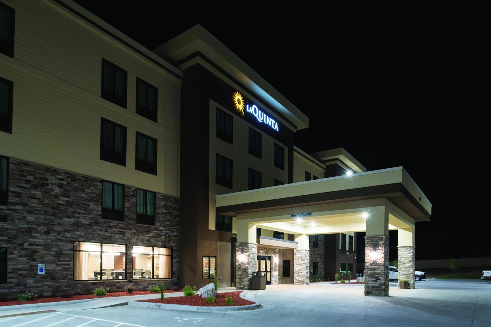 La Quinta by Wyndham Gillette photo 32
