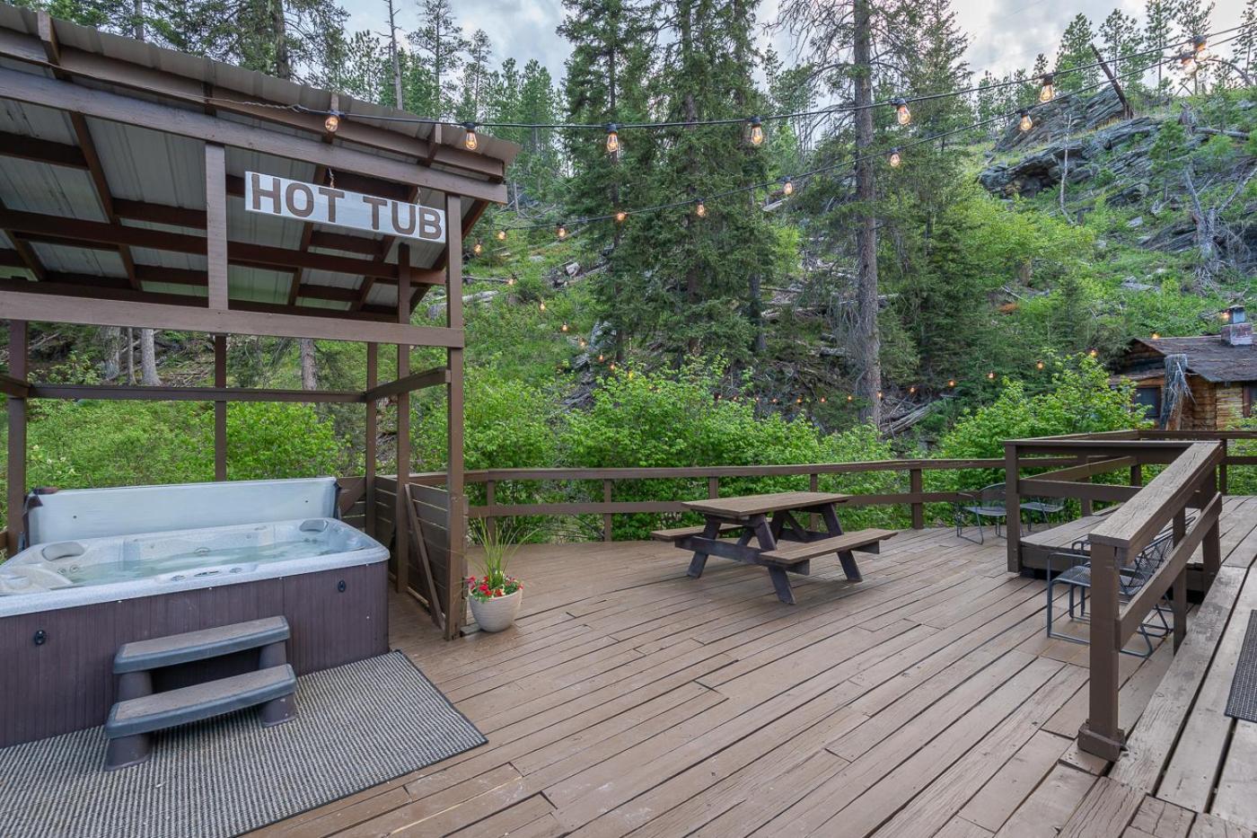Harney Camp Cabins photo 3