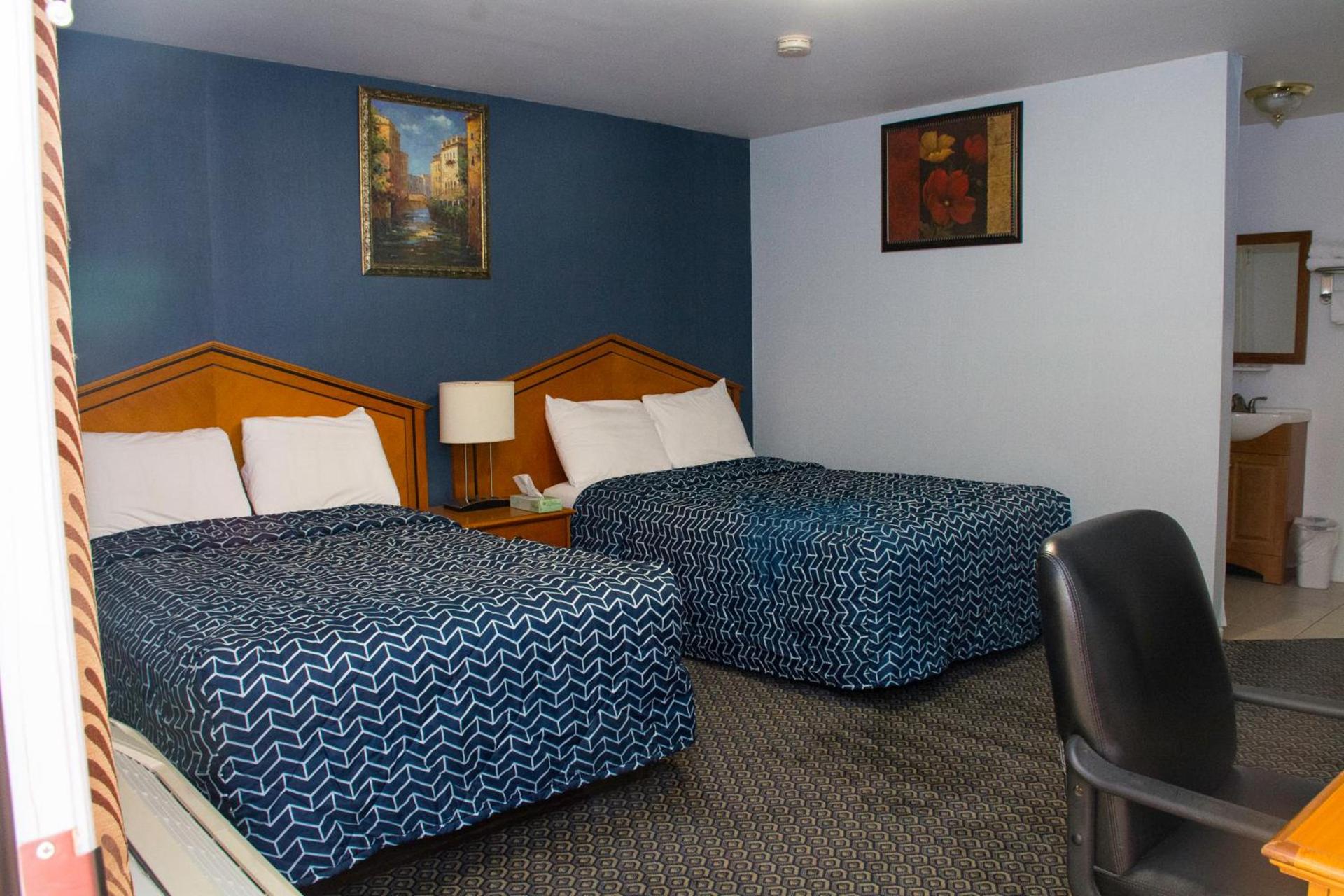 At 9 Motel Near Freehold I-195 photo 42