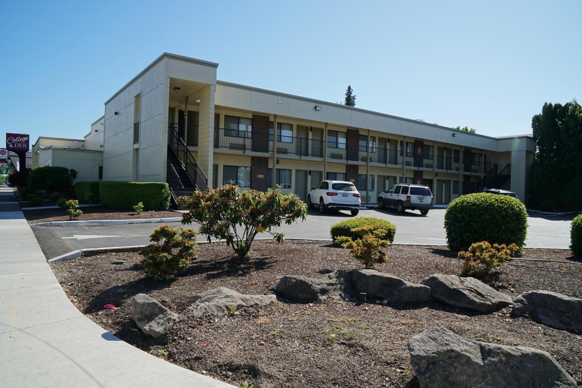 College Inn photo 7