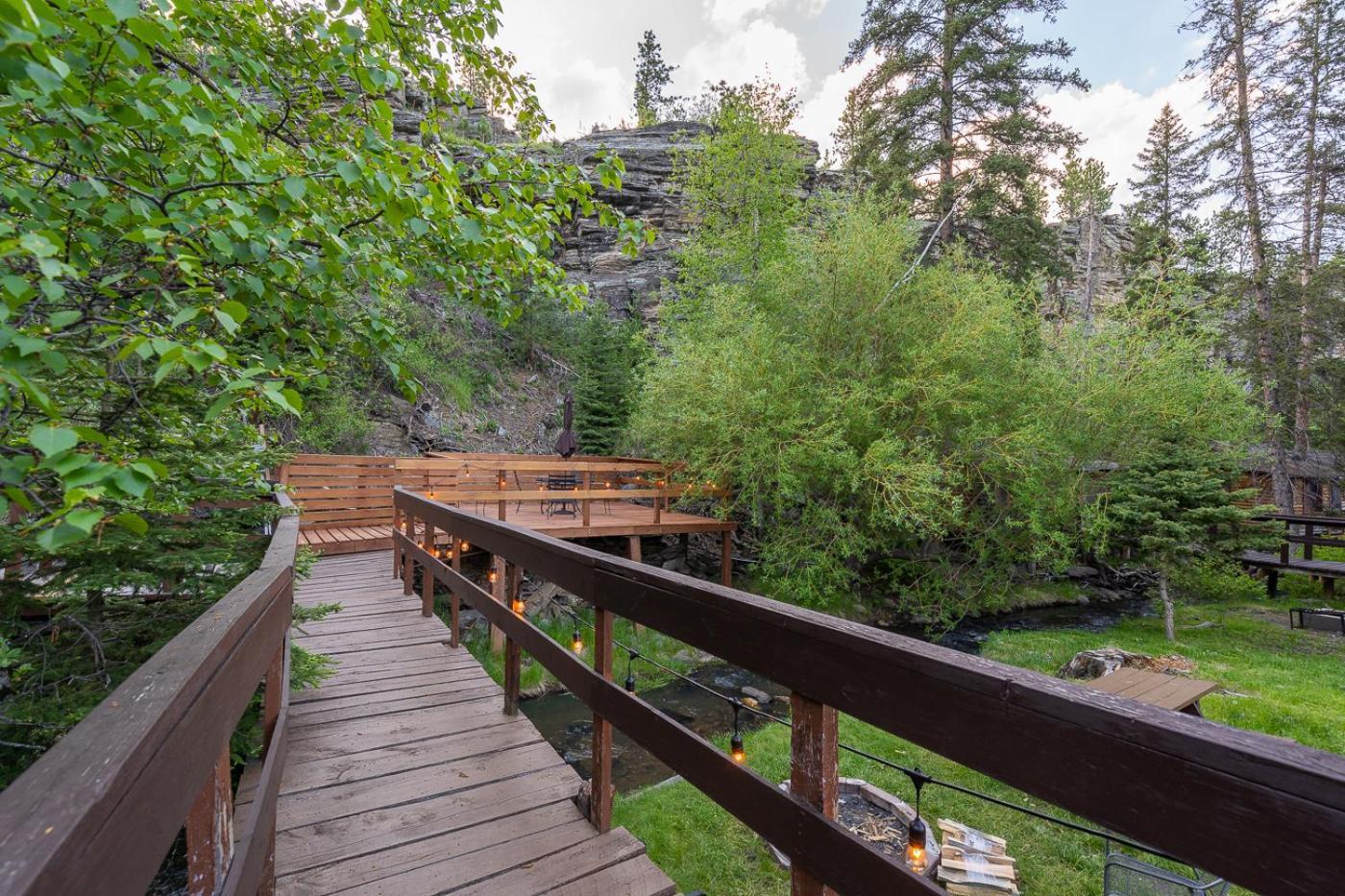 Harney Camp Cabins photo 45
