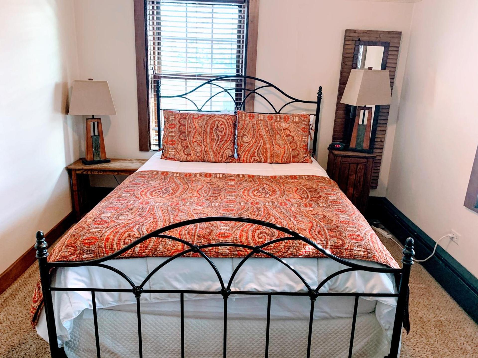 Iowa House Historic Inn photo 44