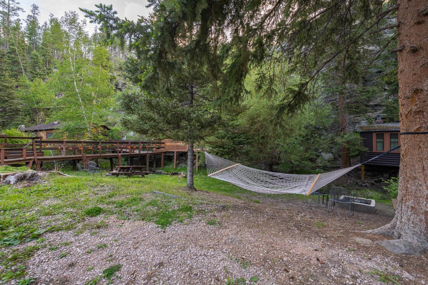 Harney Camp Cabins photo 39