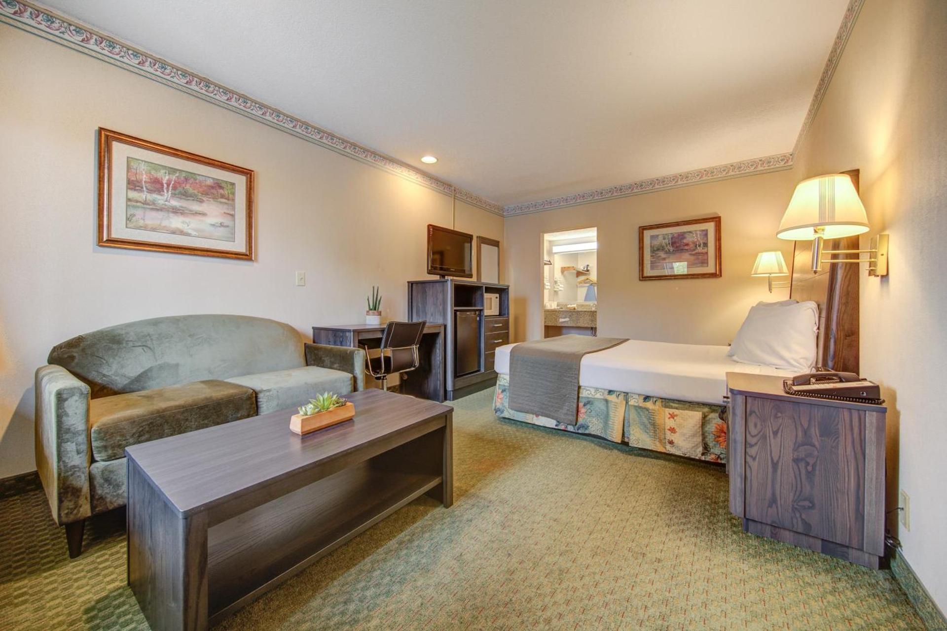 College Inn photo 9
